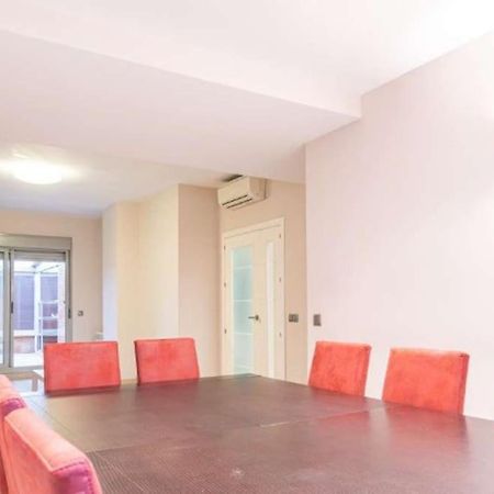 Impresionante Apartamento De 4 Dormitorios 3 Banos Y 2 Plazas De Garaje Madrid Eksteriør billede
