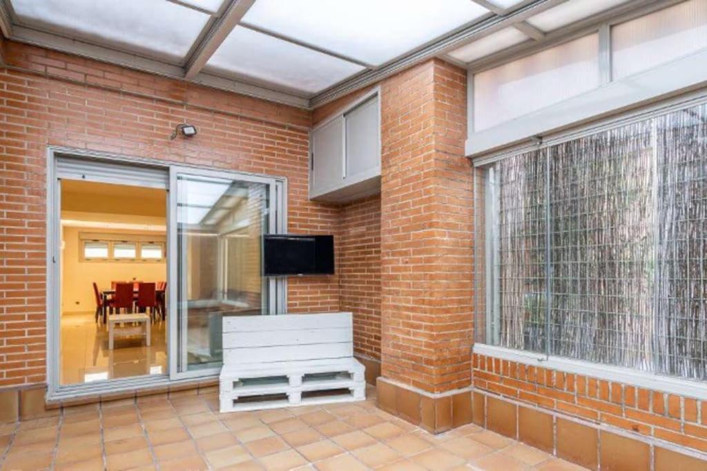 Impresionante Apartamento De 4 Dormitorios 3 Banos Y 2 Plazas De Garaje Madrid Eksteriør billede