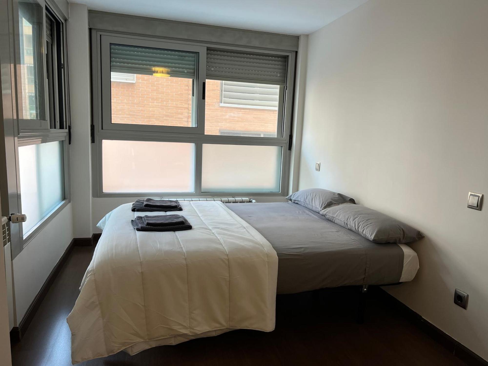 Impresionante Apartamento De 4 Dormitorios 3 Banos Y 2 Plazas De Garaje Madrid Eksteriør billede